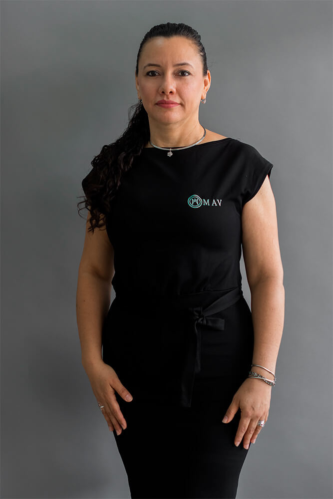 laura laura